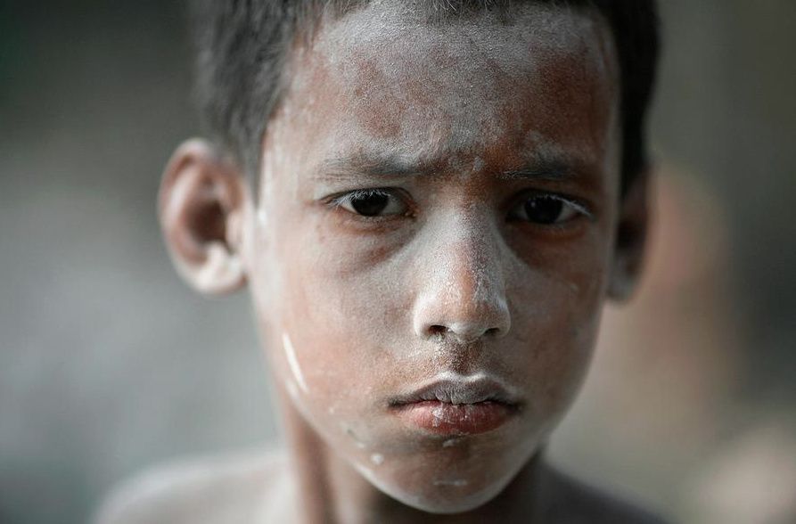 These 20 Images Of Child Labor Will Make You Speechless