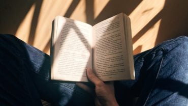 How to Read Faster: 10 Ways to Increase Your Reading Speed