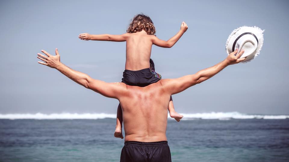 10 Things Only People Who Have a Playful Dad Would Understand