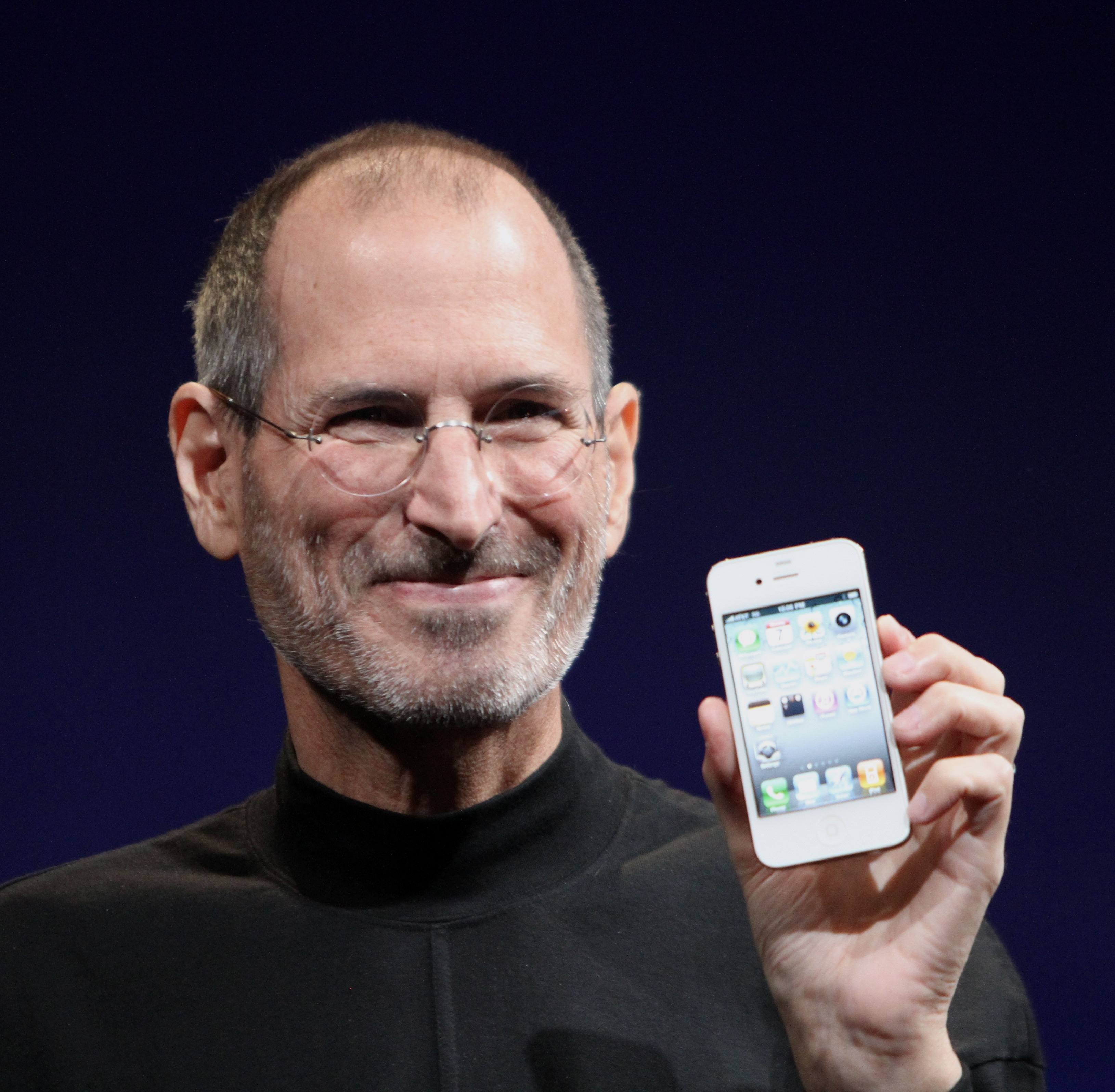 This Is How Steve Jobs Started and Changed the World