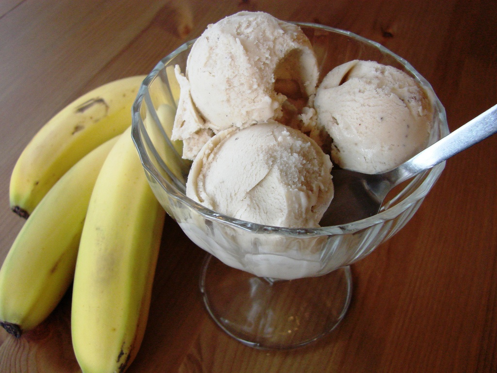 Frozen banana ice cream