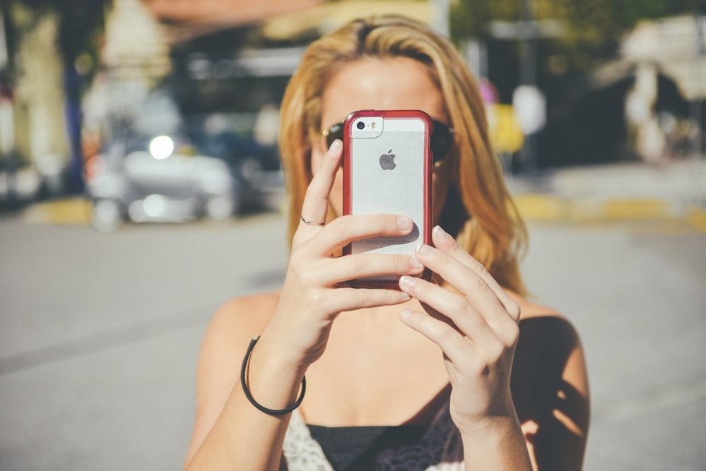 8 Reasons You Should Never Let Text Message Arguments Happen