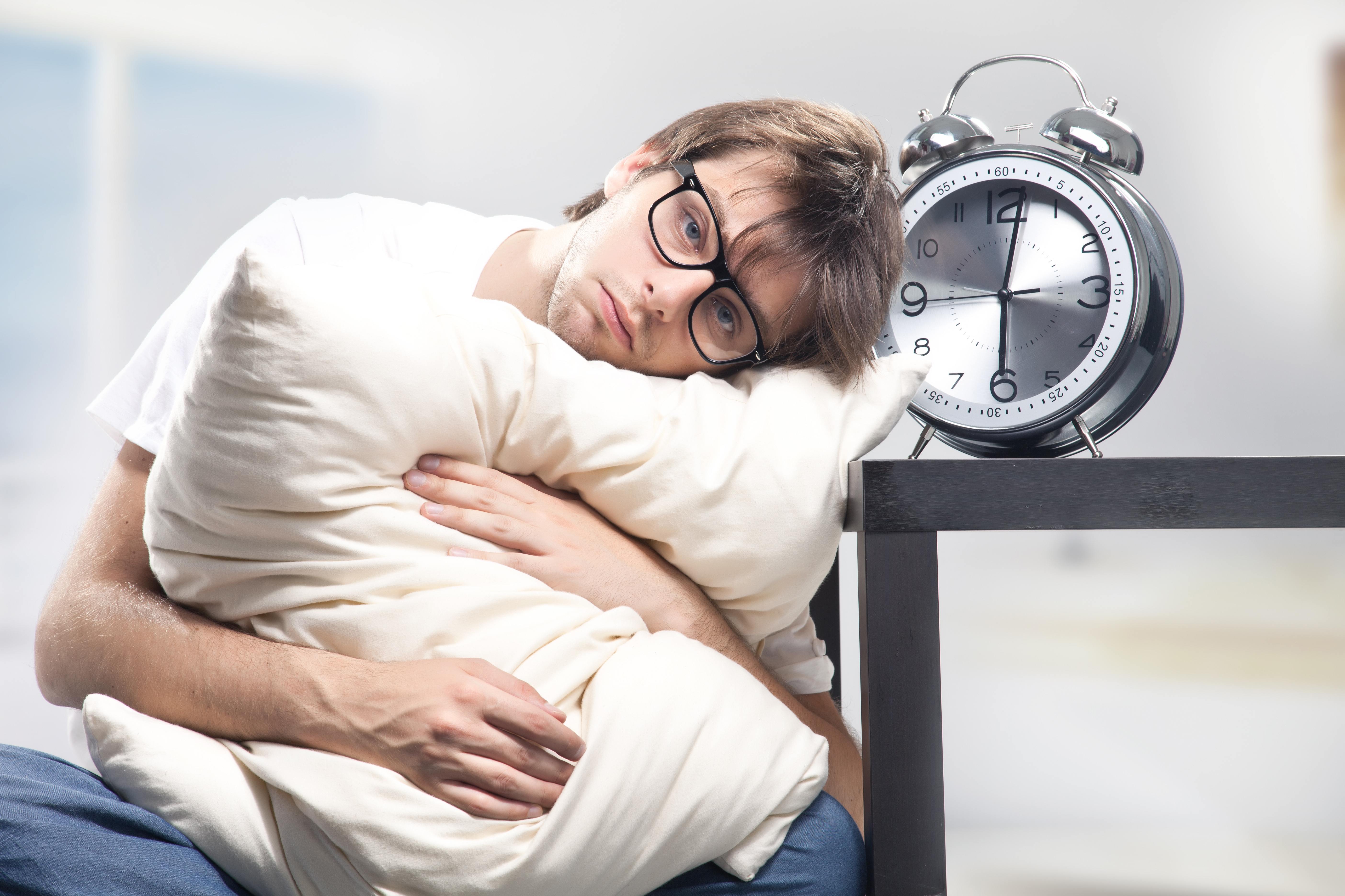 5 Reasons Why the Uberman Sleep Cycle Could Be Your Weapon to a More Productive Life!