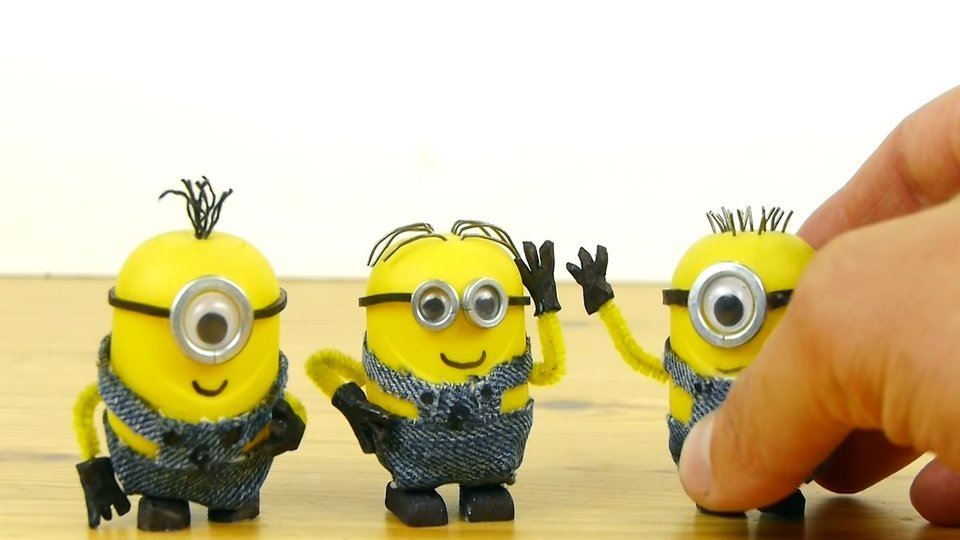 How To Make Minions With Kinder Surprise Eggs