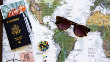 25 Game-Changing Travel Hacks That Surprise Frequent Travelers