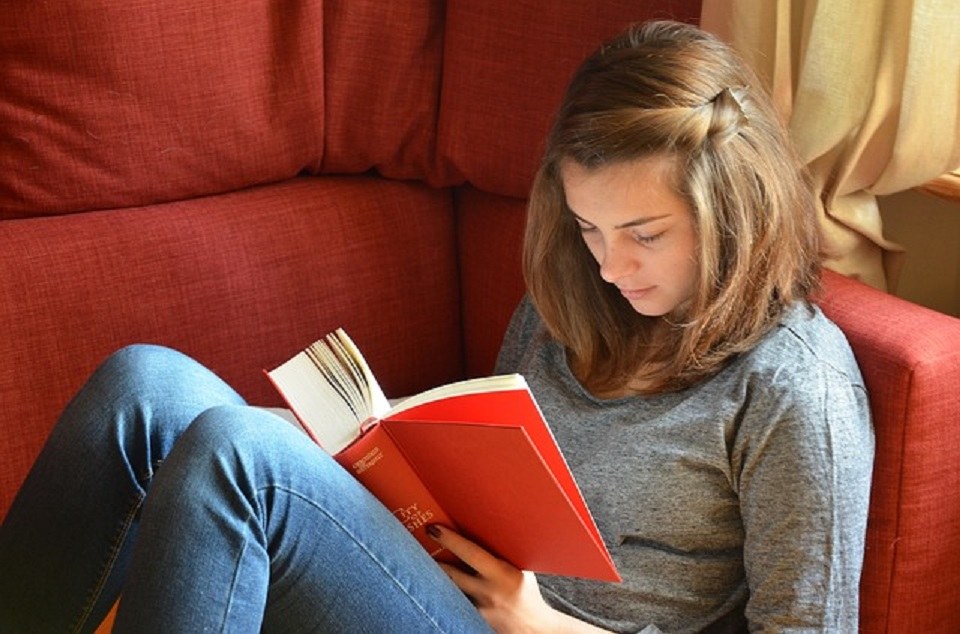 Study Finds Reading Literary Fiction Enhances Mind-Reading Skills