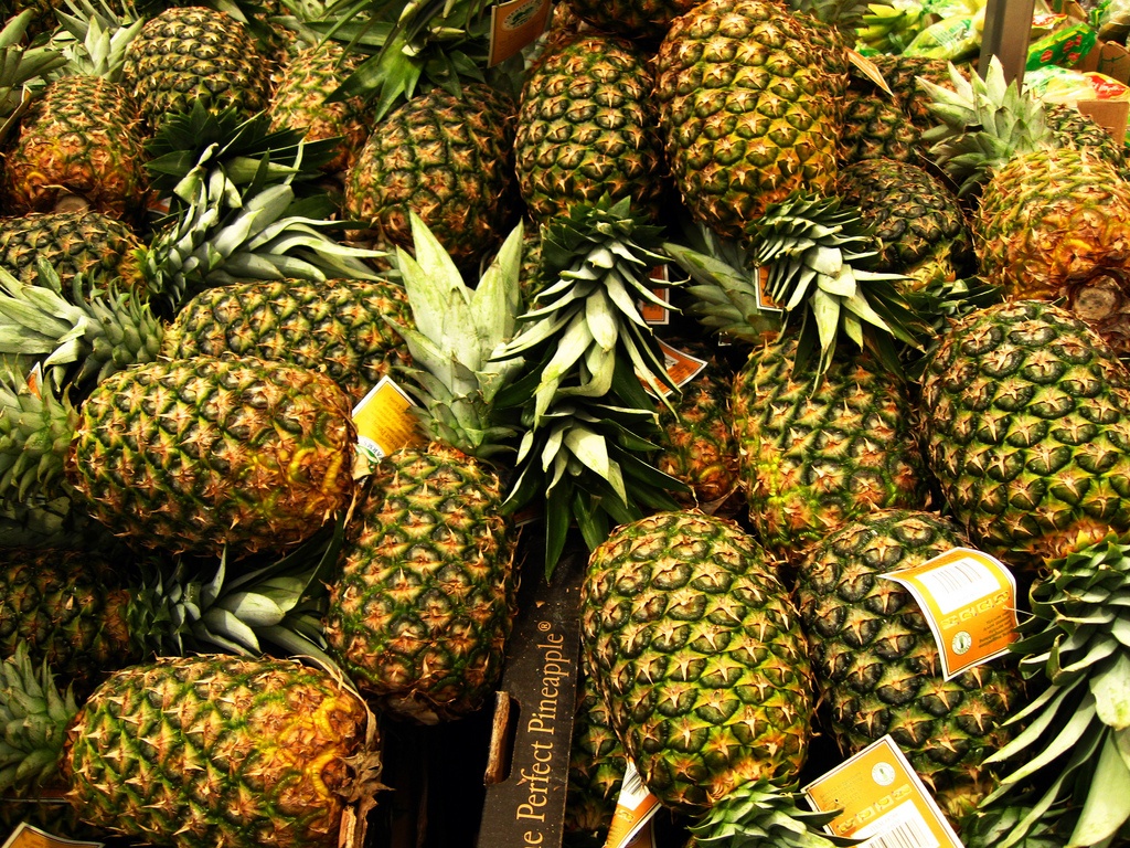22 Amazing Pineapple Health Benefits With Simple -2842