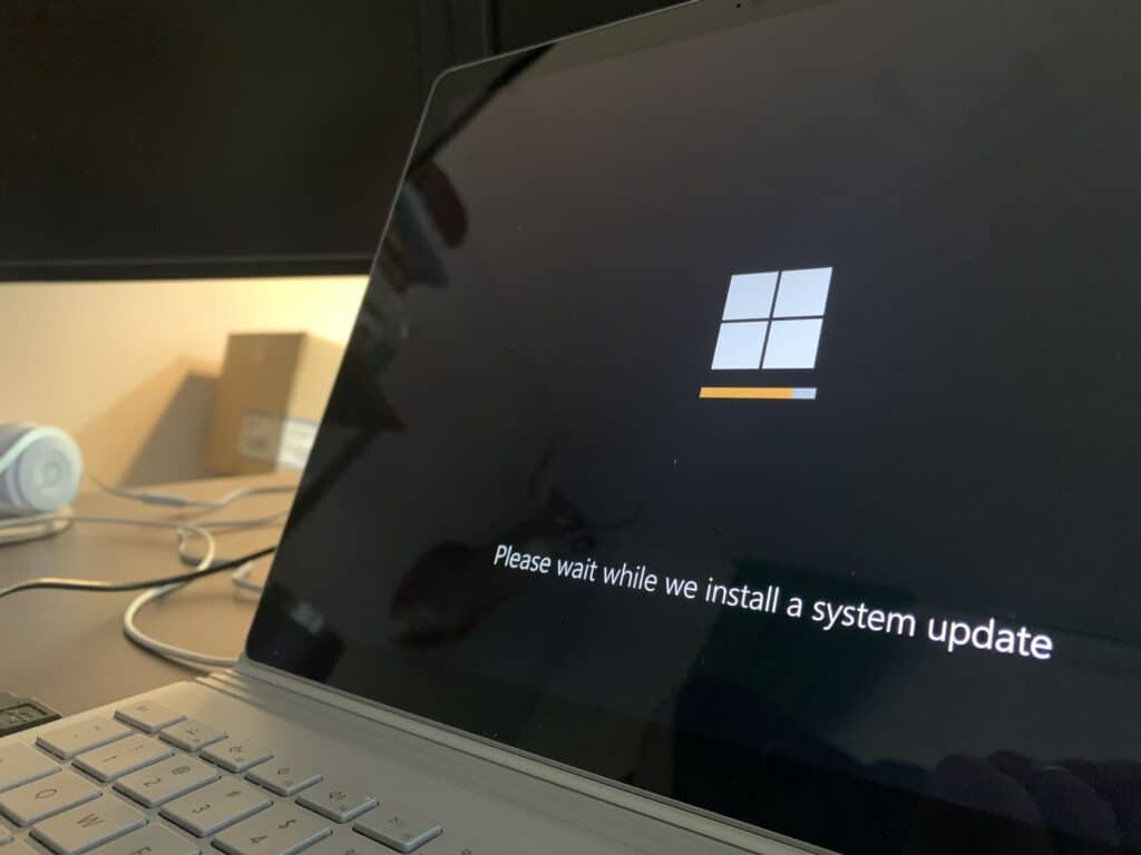 How To Use Instagram on a Windows 10 Computer