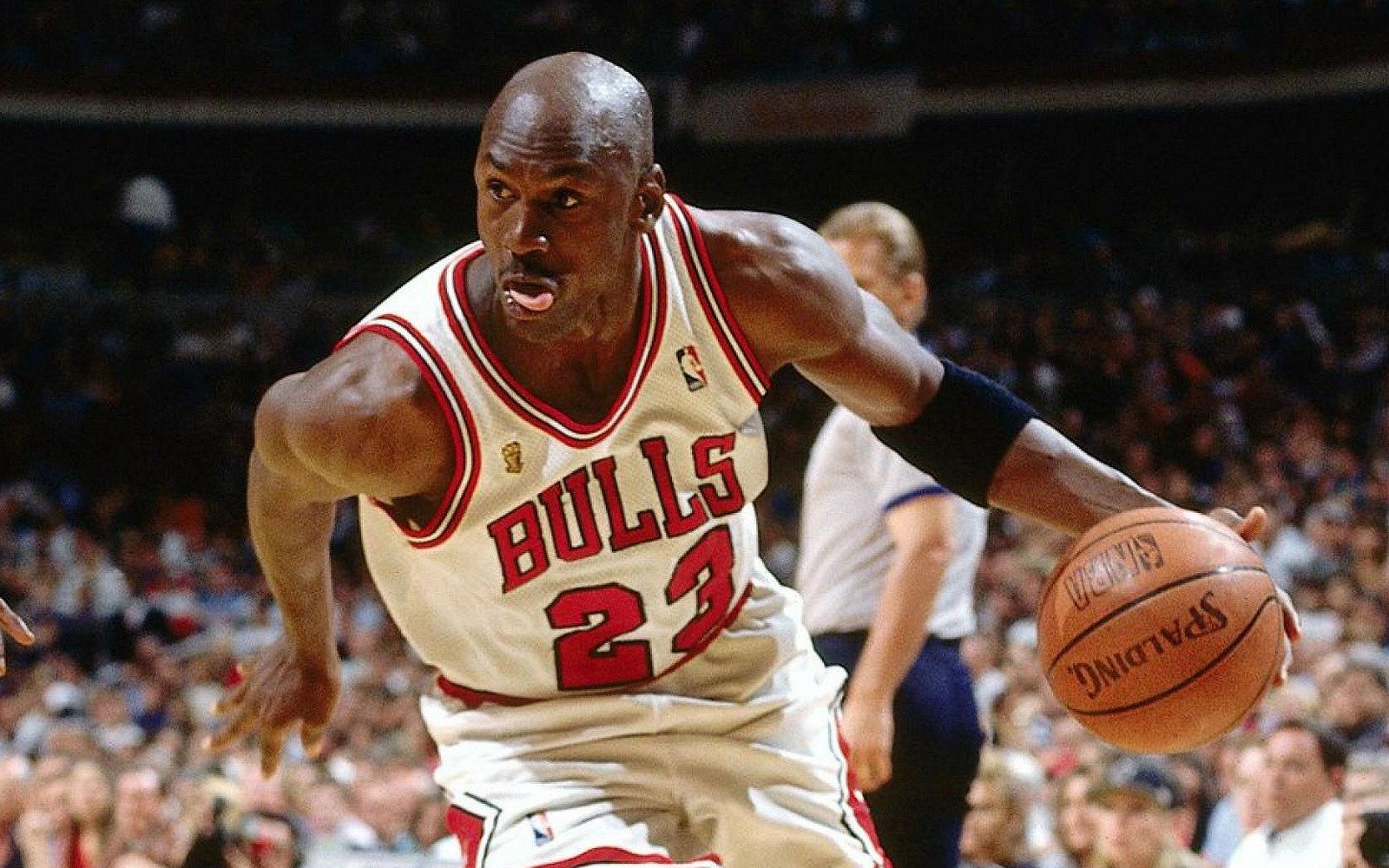 4 Entrepreneurial Lessons You Can Learn From Michael Jordan