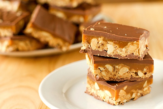 homemade-snickers-1-550