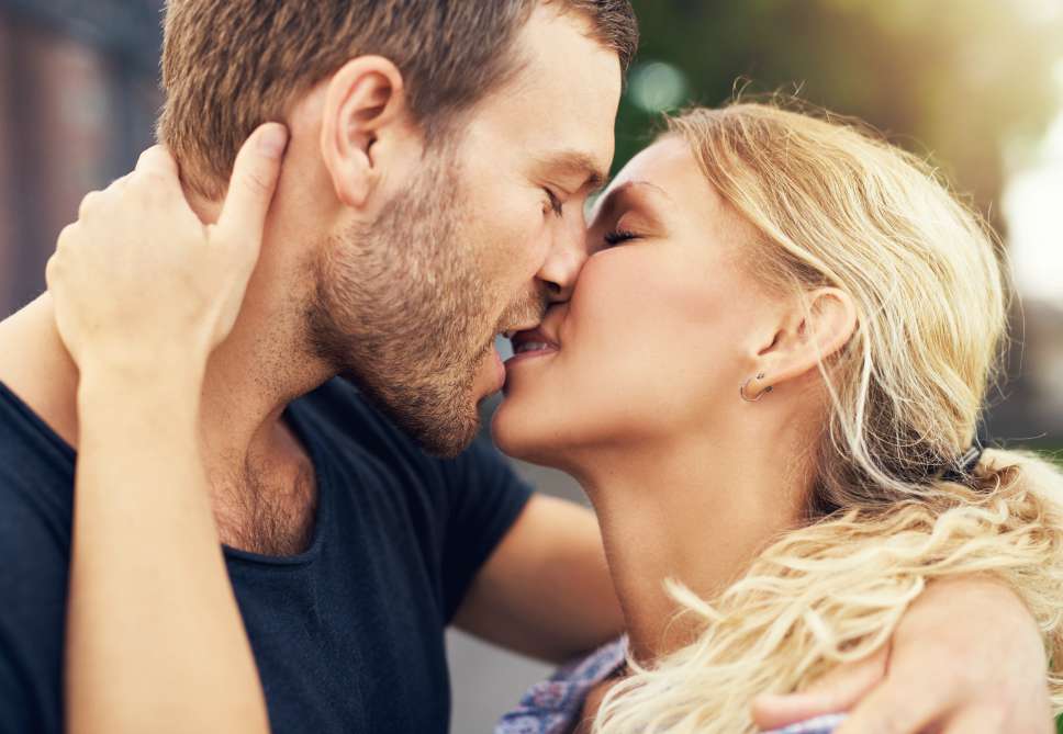 5 Signs You&#8217;re In A Healthy Relationship