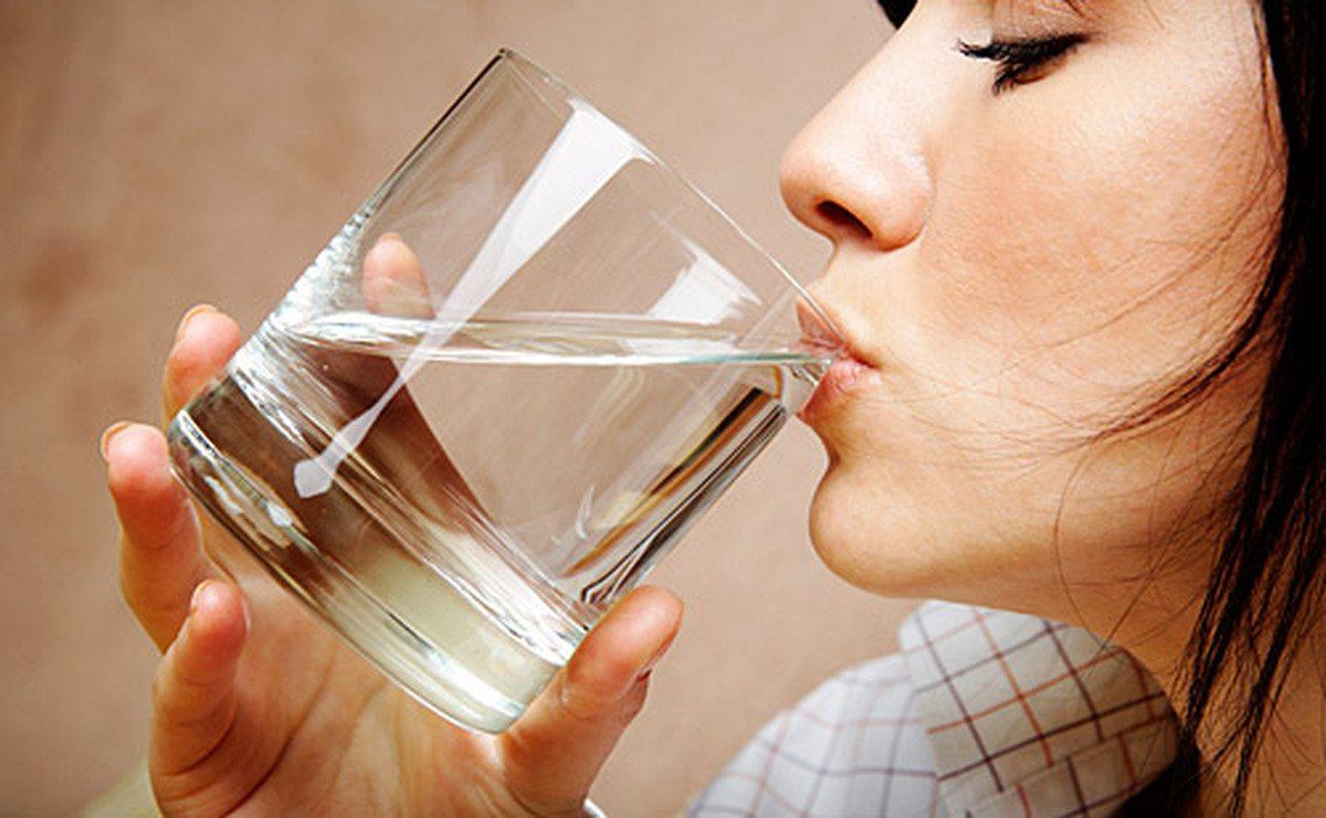 Science Says Drinking Water Before Meals Can Make You Much Fitter