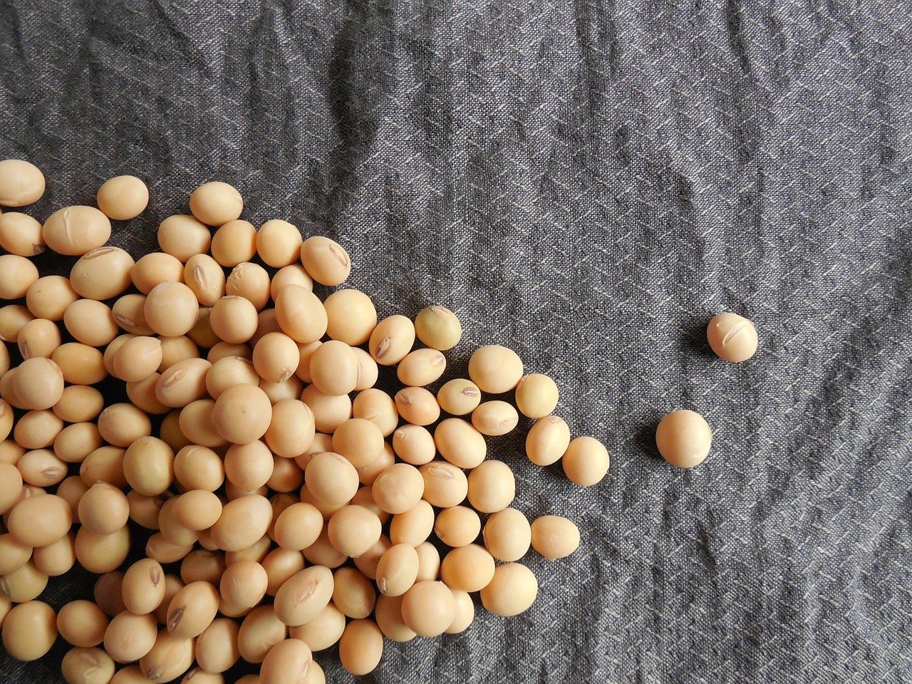 11 Reasons To Eat Natto (Japanese Soybeans)