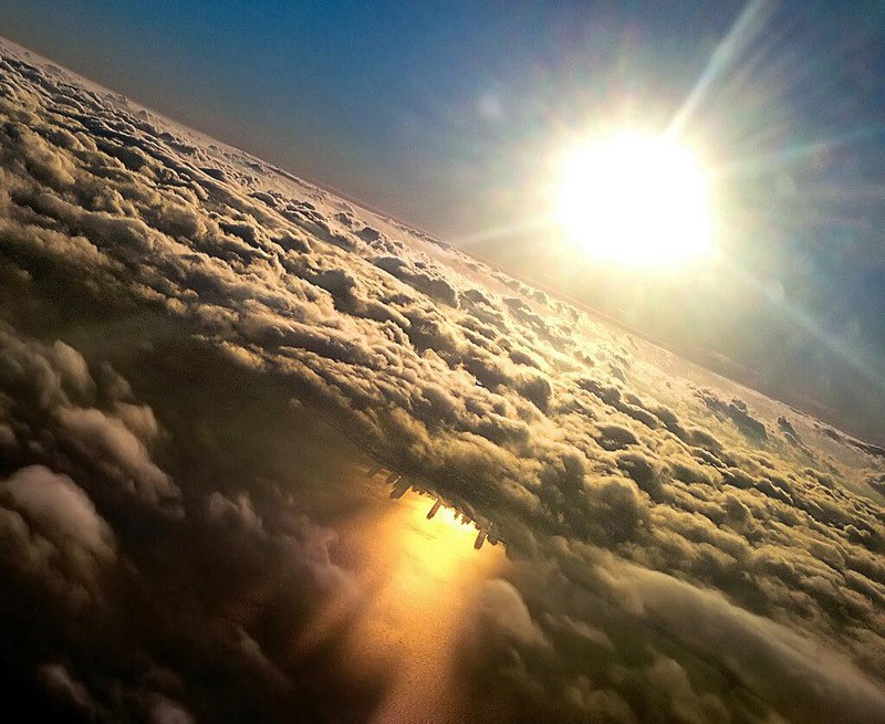 chicago-reflected-in-lake-michigan-from-an-airplane-by-mark-hersch