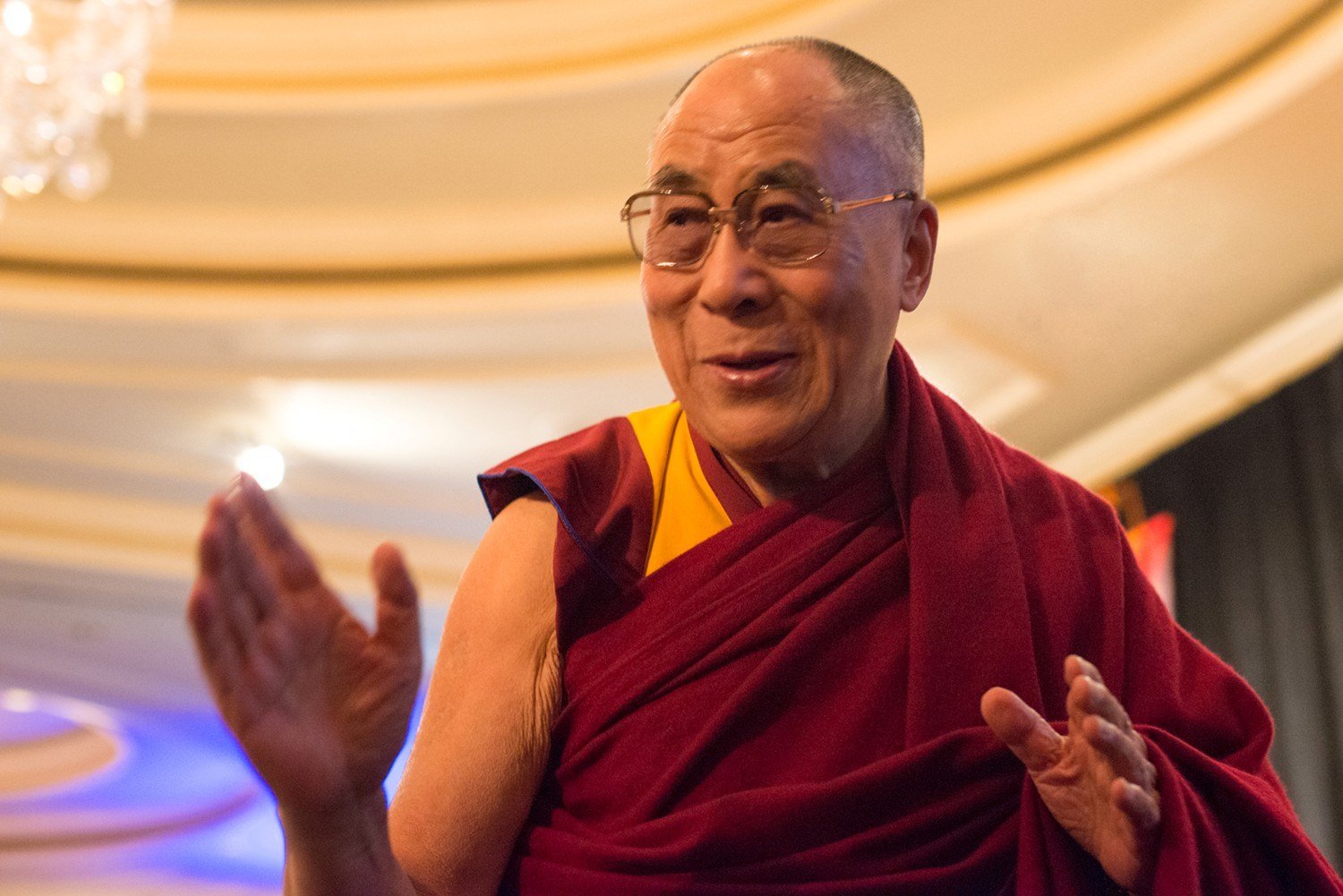 dalai-lama-lessons-on-happiness