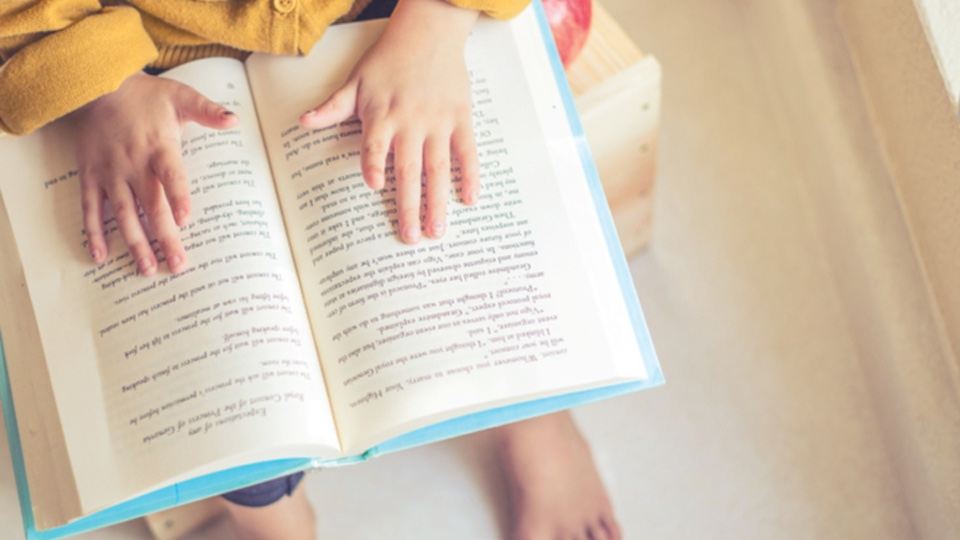 5 Steps To Inspiring Kids To Love Books More Than Screens