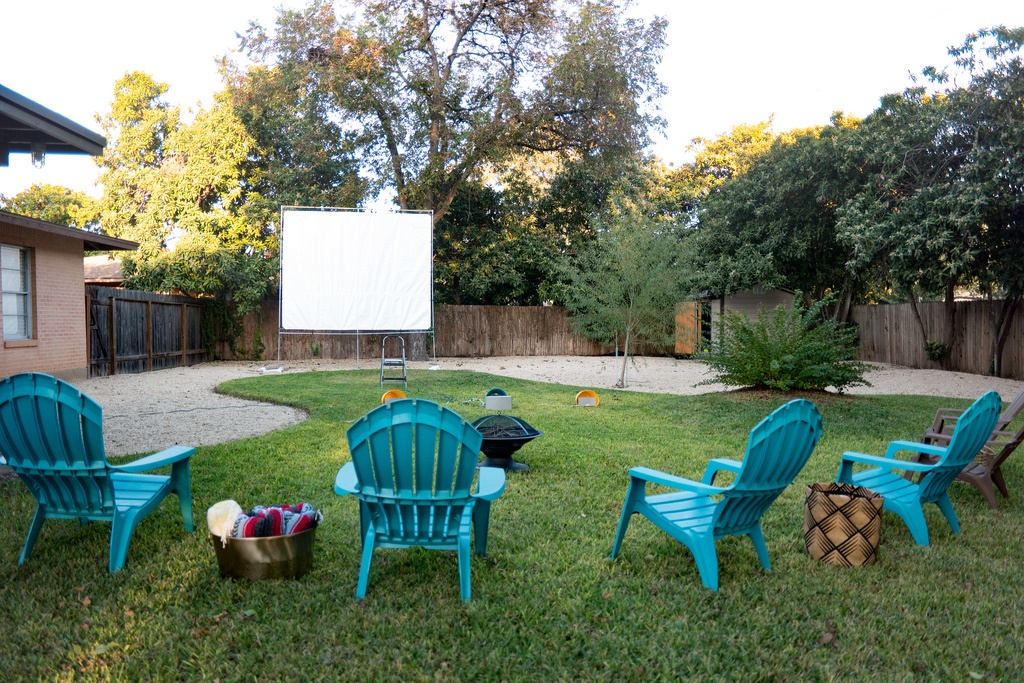10 Cool Things We All Need To Have In Our Backyards