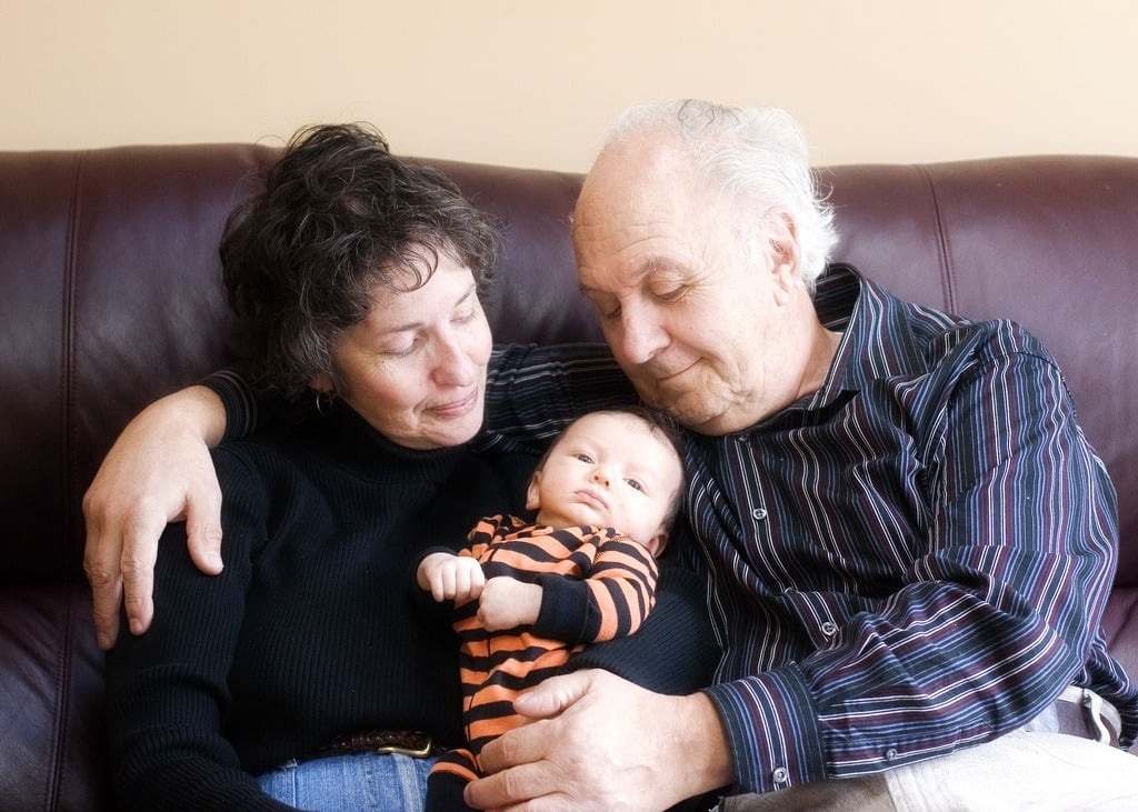 7 Amazing Things Happen When You Call Your Grandparents Once A Week