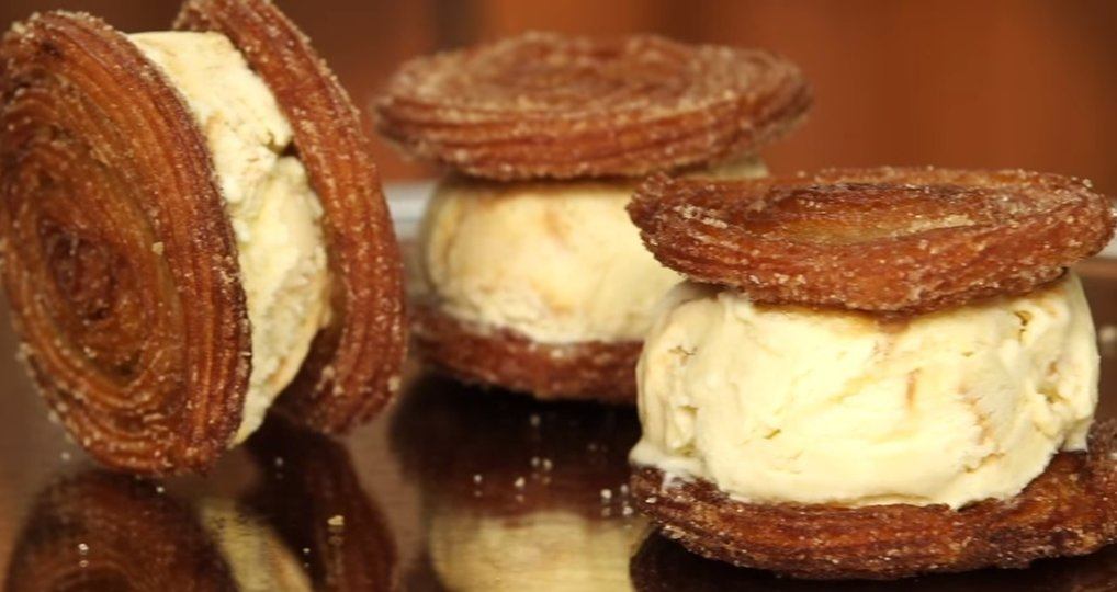 This Is How You Can Make Your Own Churro Ice Cream Sandwiches
