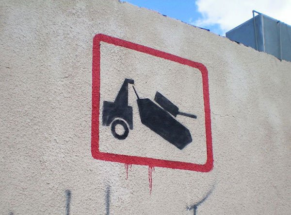 banksy-graffiti-street-art-tank