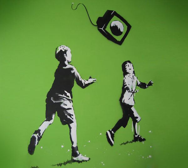 banksy-graffiti-street-art-virtual-play