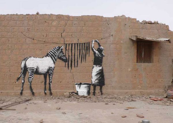 banksy-graffiti-street-art-washing