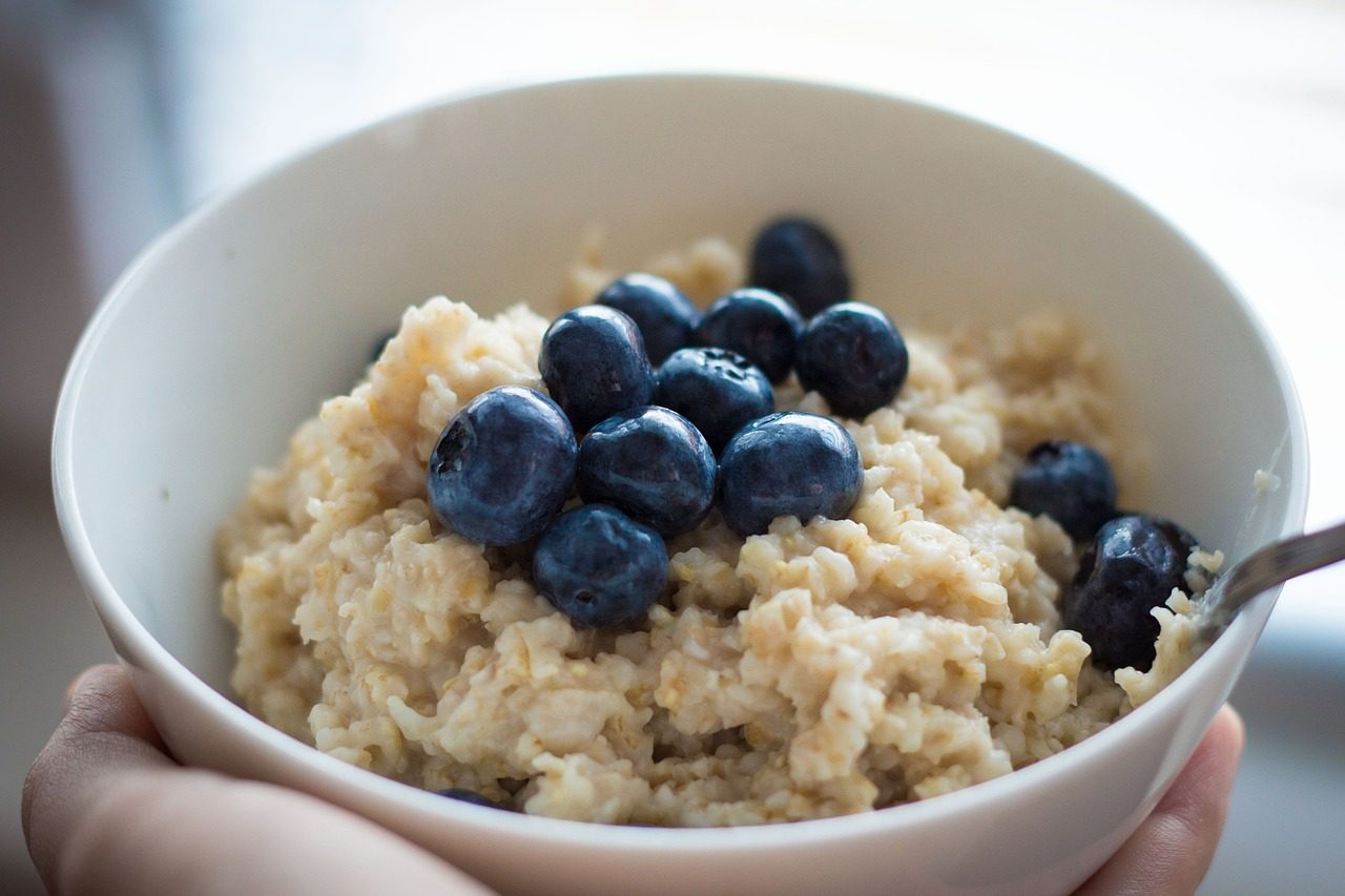 20 Healthy Breakfasts Under 400 Calories For Mornings On The Run