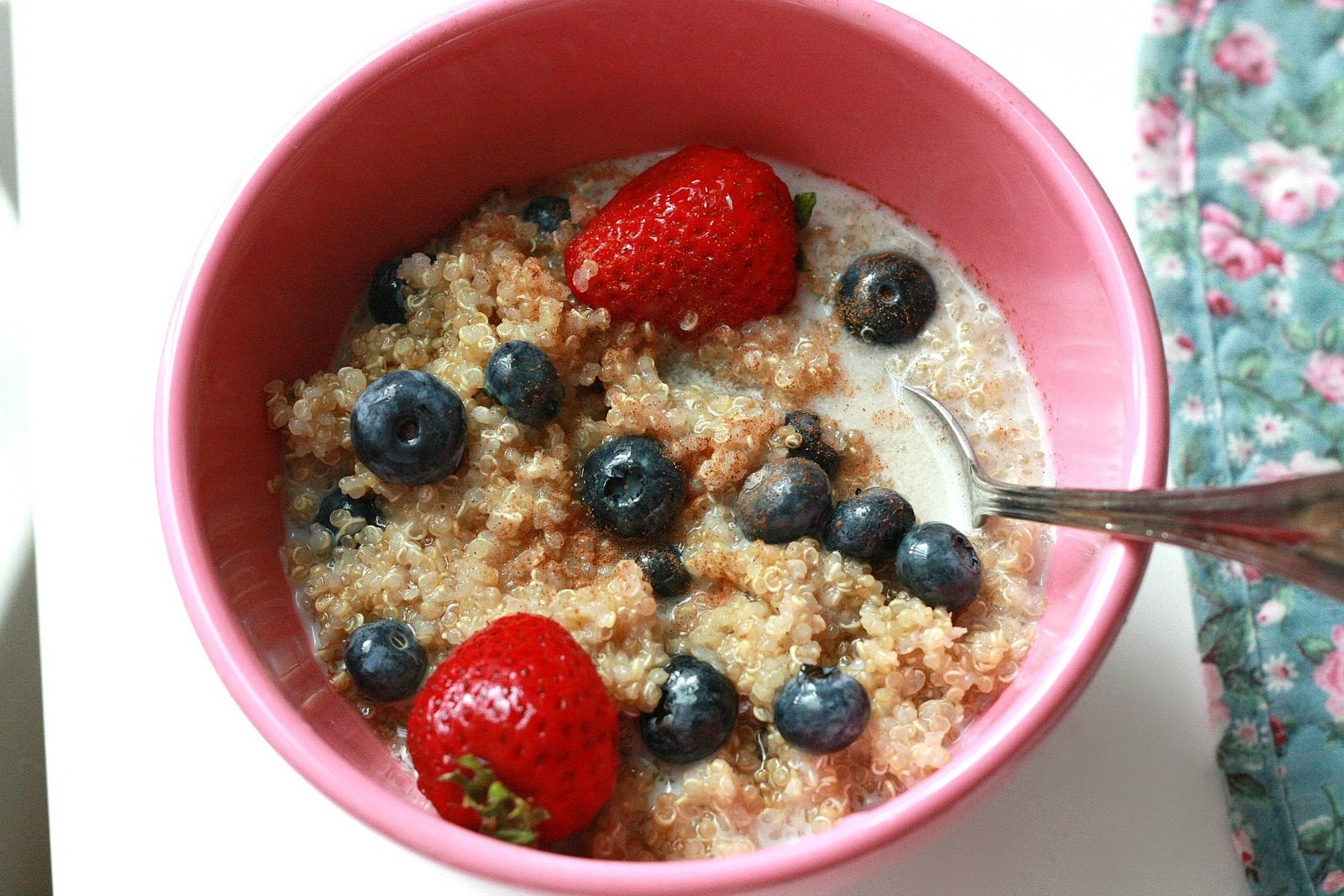 20 Healthy Breakfasts Under 400 Calories For Mornings On The Run