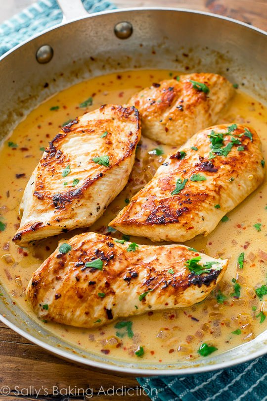 Skillet-Chicken-with-Creamy-Cilantro-Lime-Sauce-3