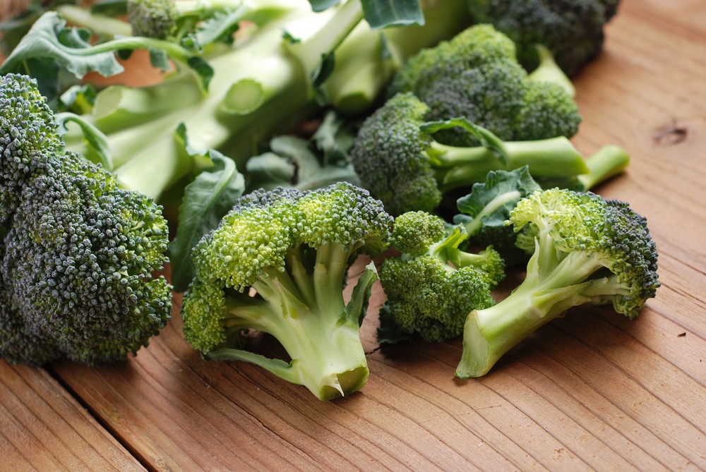 Amazing Benefits of Broccoli (+5 Refreshing Recipes)