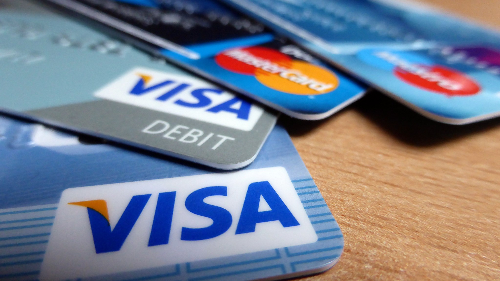 Don’t Believe These 5 Credit Card Lies