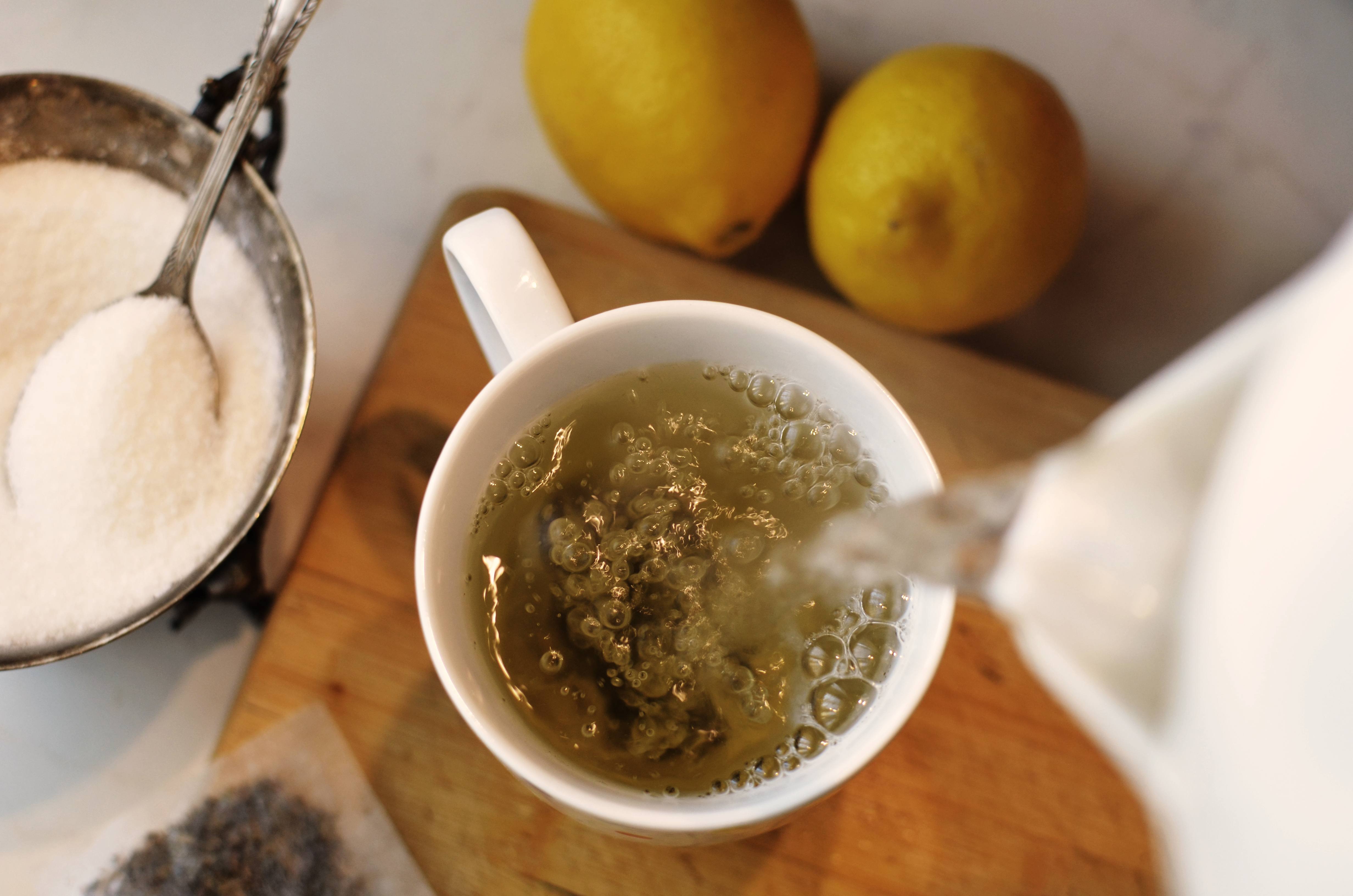 Natural Remedies to Get Rid of Sore Throats Quickly 