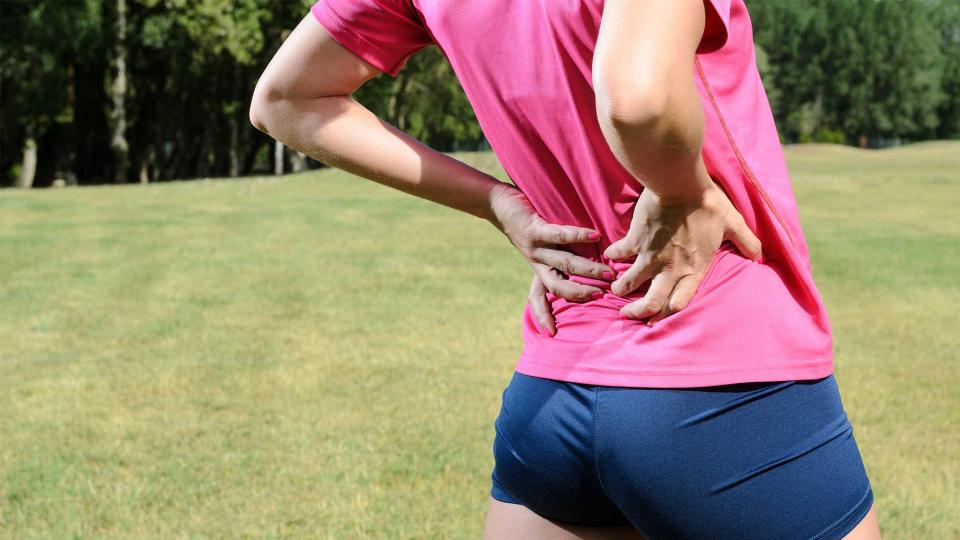 12 Causes of Lower Right Back Pain (And How to Relieve It)