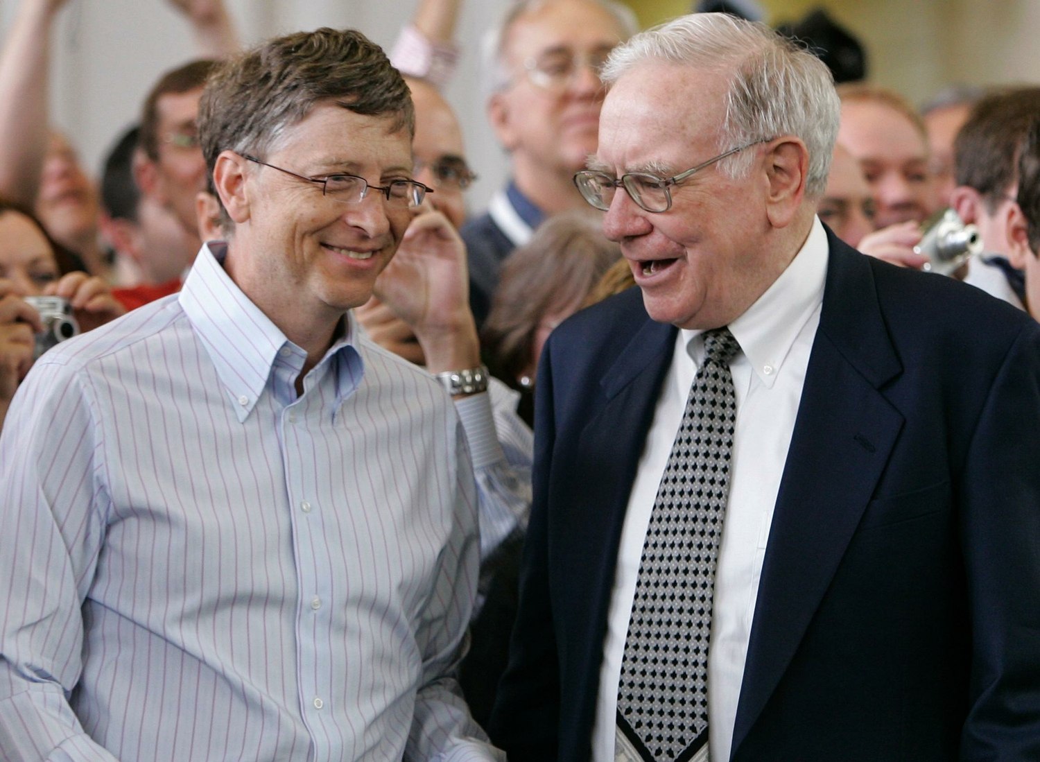Servant Leaders - Bill Gates and Warren Buffet
