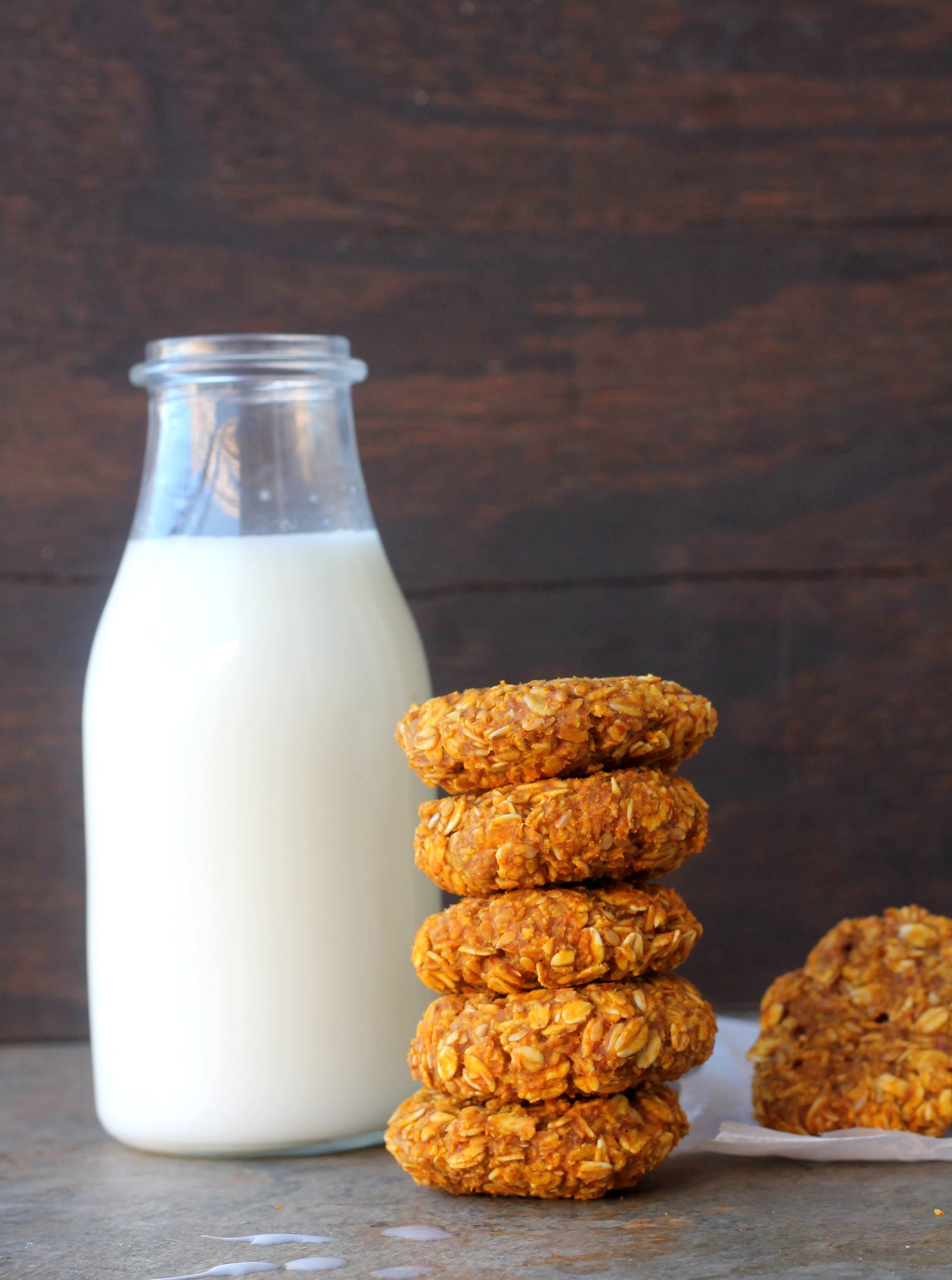 oats-and-pumpkin-breakfast-cookies