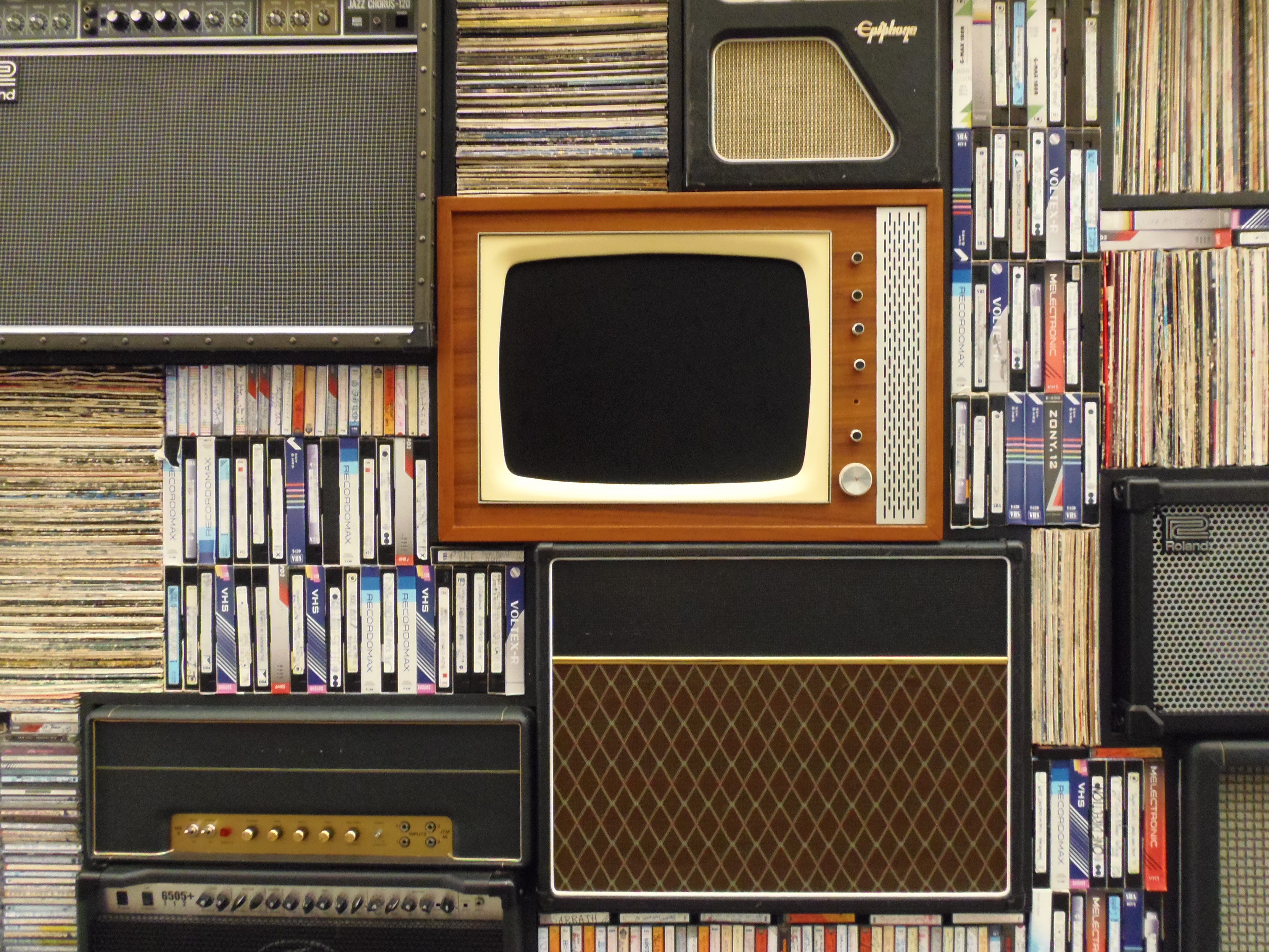 Turn Off The TV And Do These 6 Productive Things