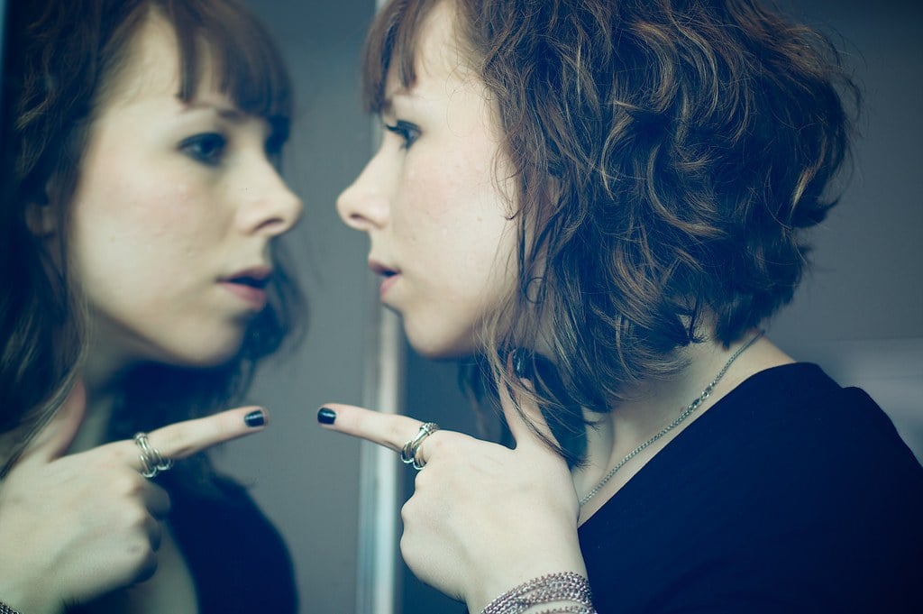 7 Signs You Are Lying To Yourself And You Don&#8217;t Know It