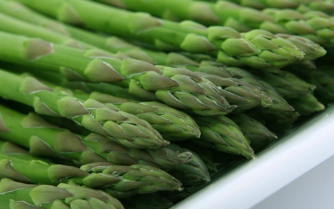 The Amazing Health Benefits of Asparagus + 5 Great Recipes