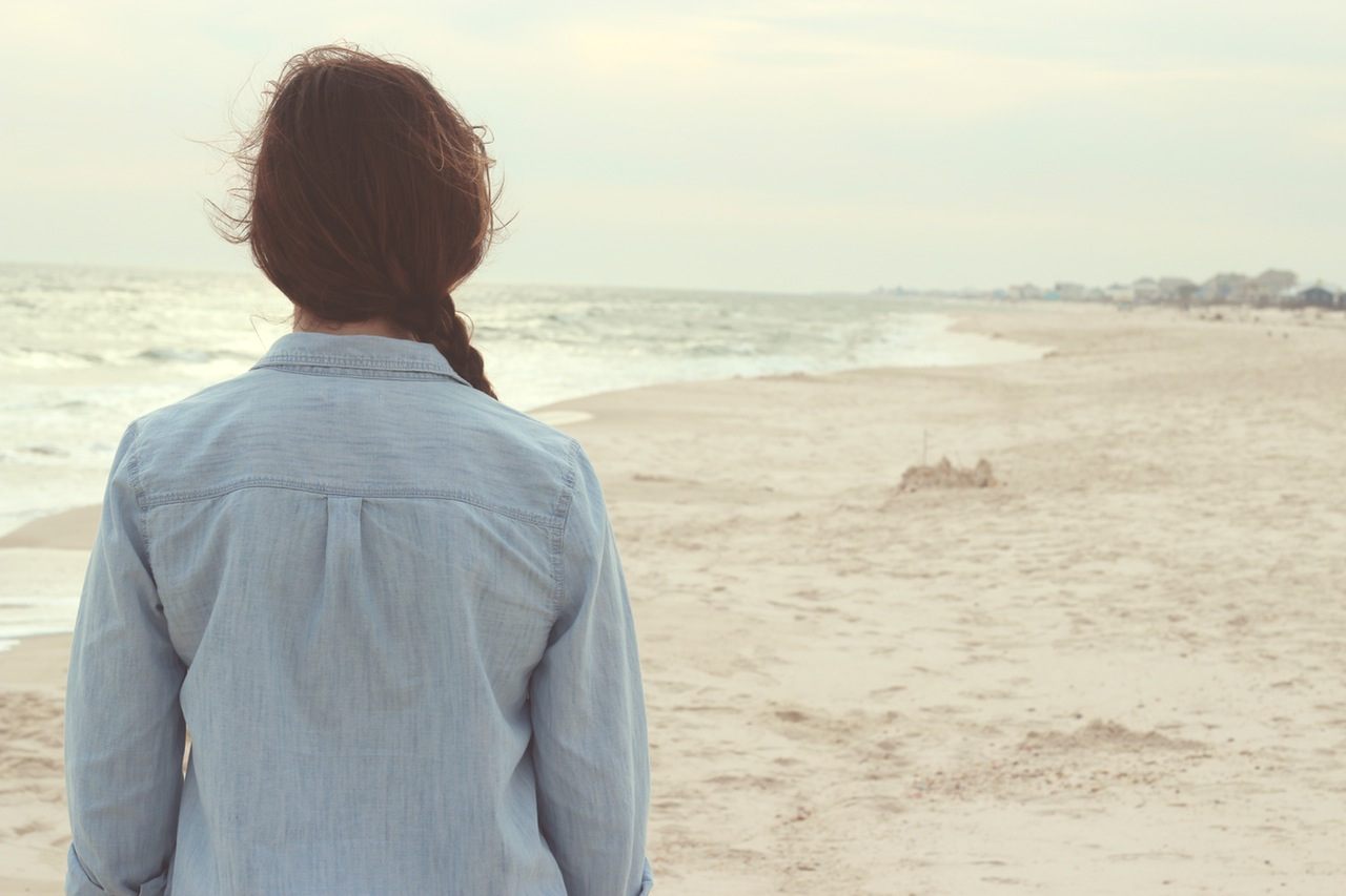 10 Signs Telling You Should Let Go Of What You Have And Move On