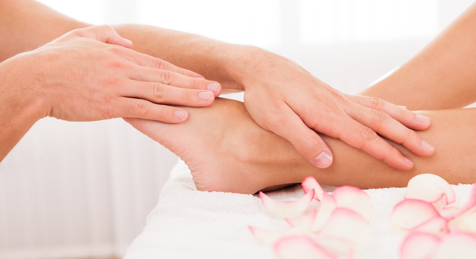 Try This Foot Massage To Give Yourself A Restful Sleep Tonight