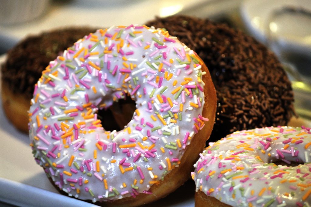 Easy Tips to Stop Cravings for Sugar and Junk Food