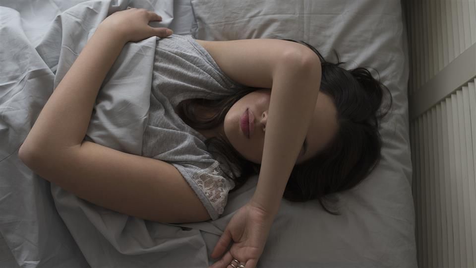 Why Women Suffer From Insomnia More Often Than Men (And Ways To Help!)