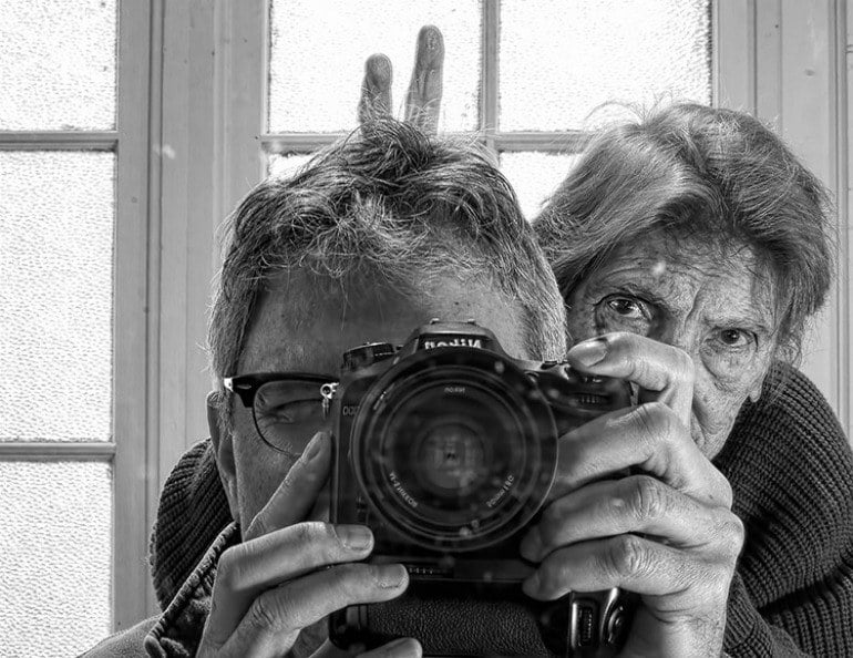 Artist Reconnects With His Mom With Dementia Through His Camera