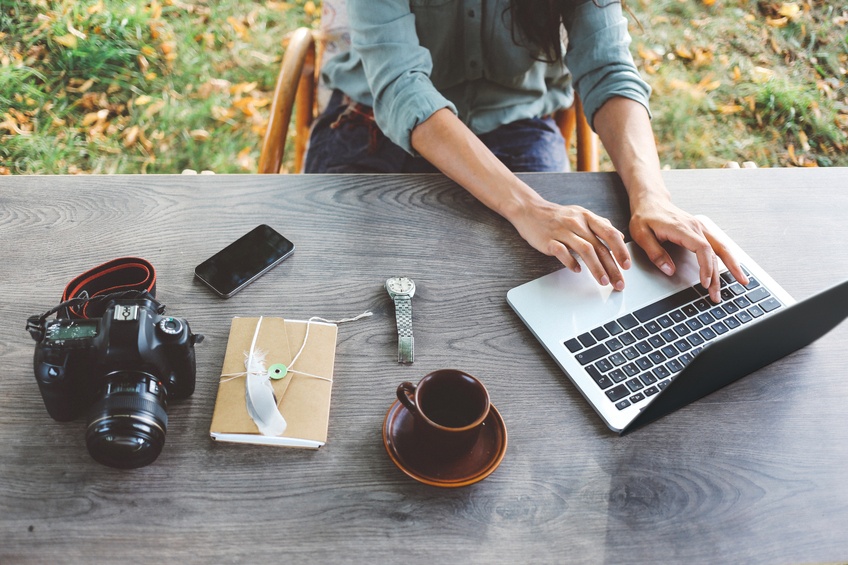 4 Ways to be an Amazing Blogger No Matter Where You Live