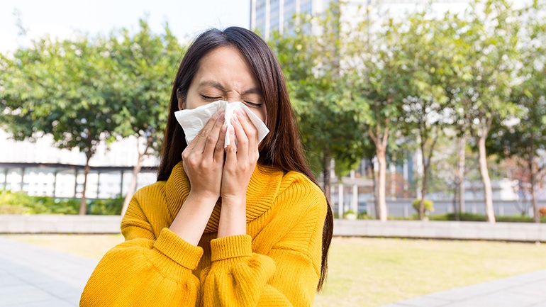 How I Survive My Seasonal Allergies