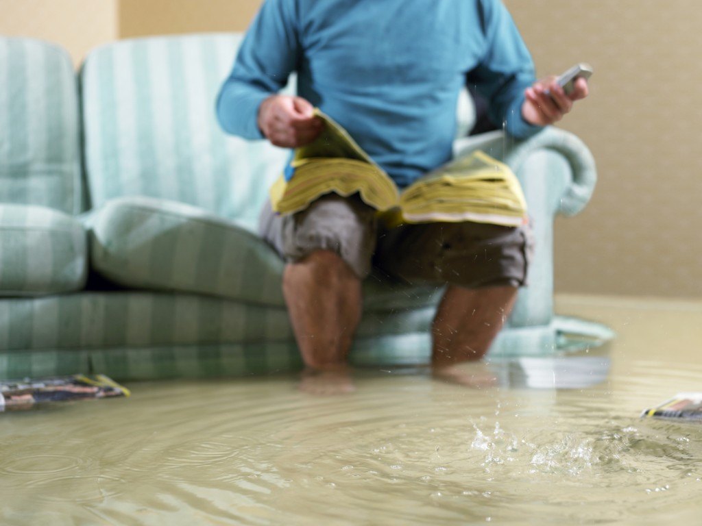 Tips on Choosing Flood Damage Restoration and Recovery Services
