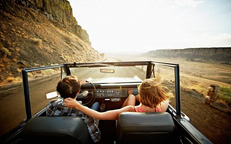 8 Road Trip Tips & Tricks To Stay Stress Free