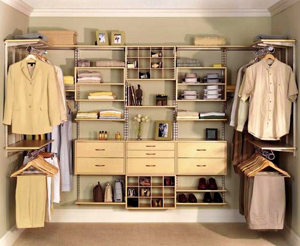 using-wall-space-of-closet