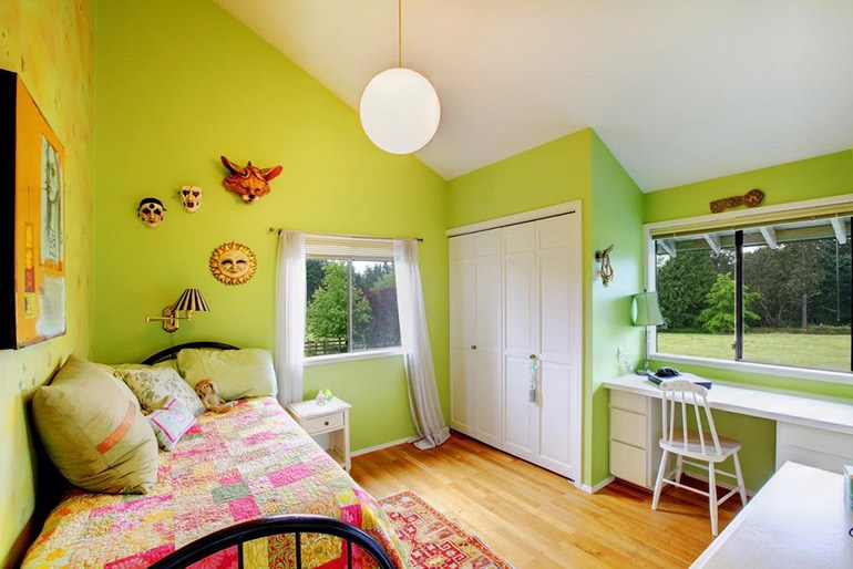 green-cozy-beautiful-baby-girl-bedroom