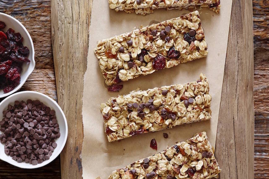 Nutritionists Say Granola Bars Are Just Dressed Up Junk Food